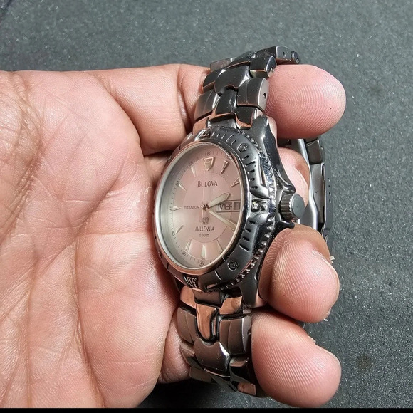 Bulova Millennia Titanium Mens Quartz Day Date Dial Watch Working Silver Tone - Picture 4 of 10